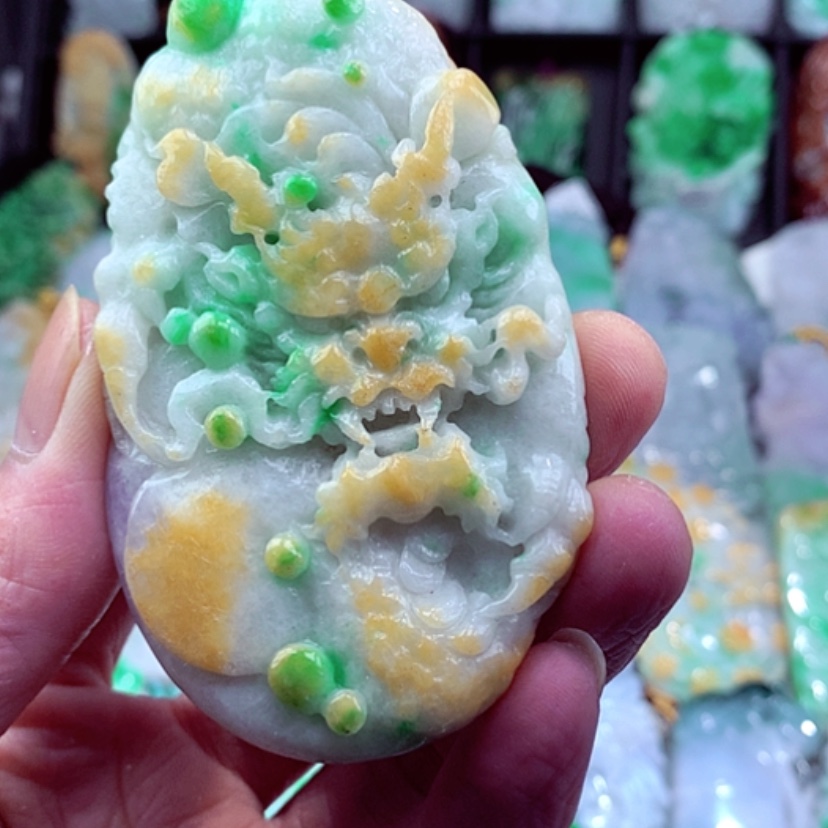 【闪购商品】翡翠颈饰未镶嵌挂件