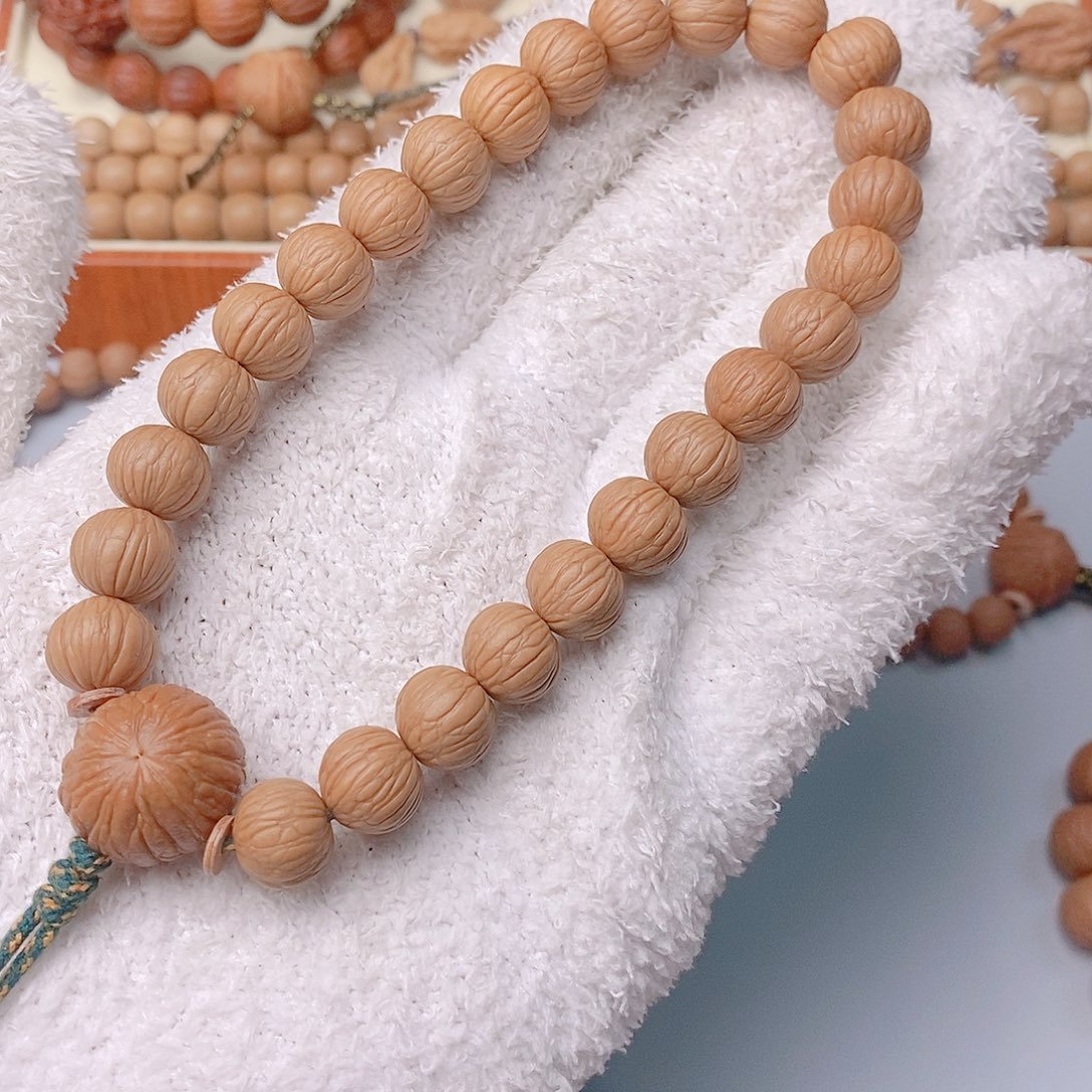 核桃小土豪911………………