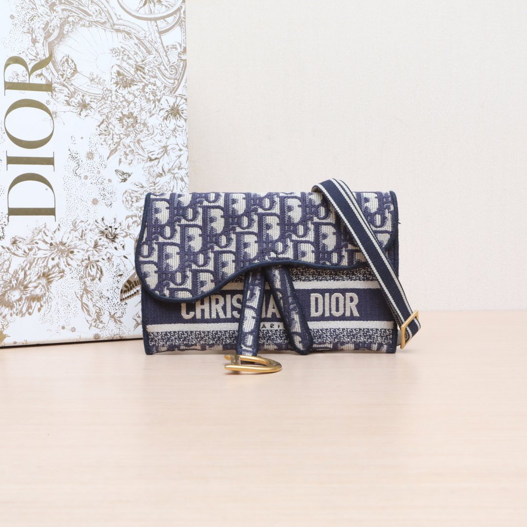 99新 DIOR/迪奥 活动新粉【小花念念】马鞍 腰包 21墨蓝色