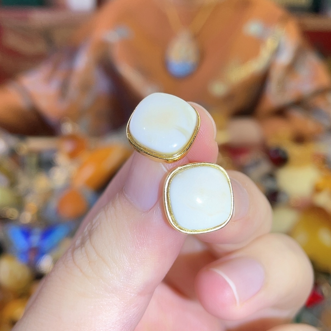 未镶嵌蜜蜡耳钉耳饰