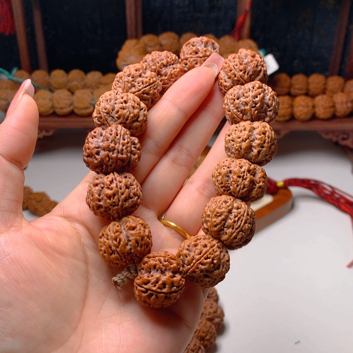 金刚菩提手串简****来梅花