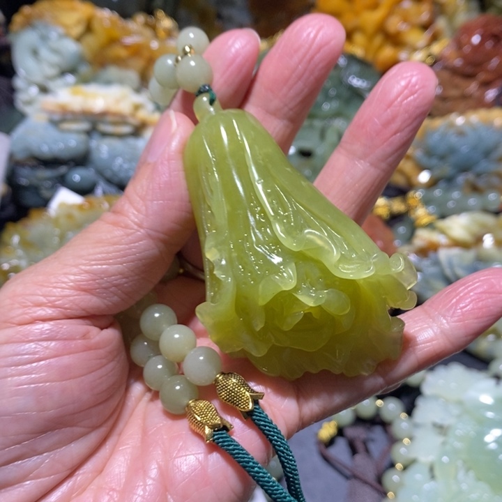 岫玉岫玉吊坠未镶嵌