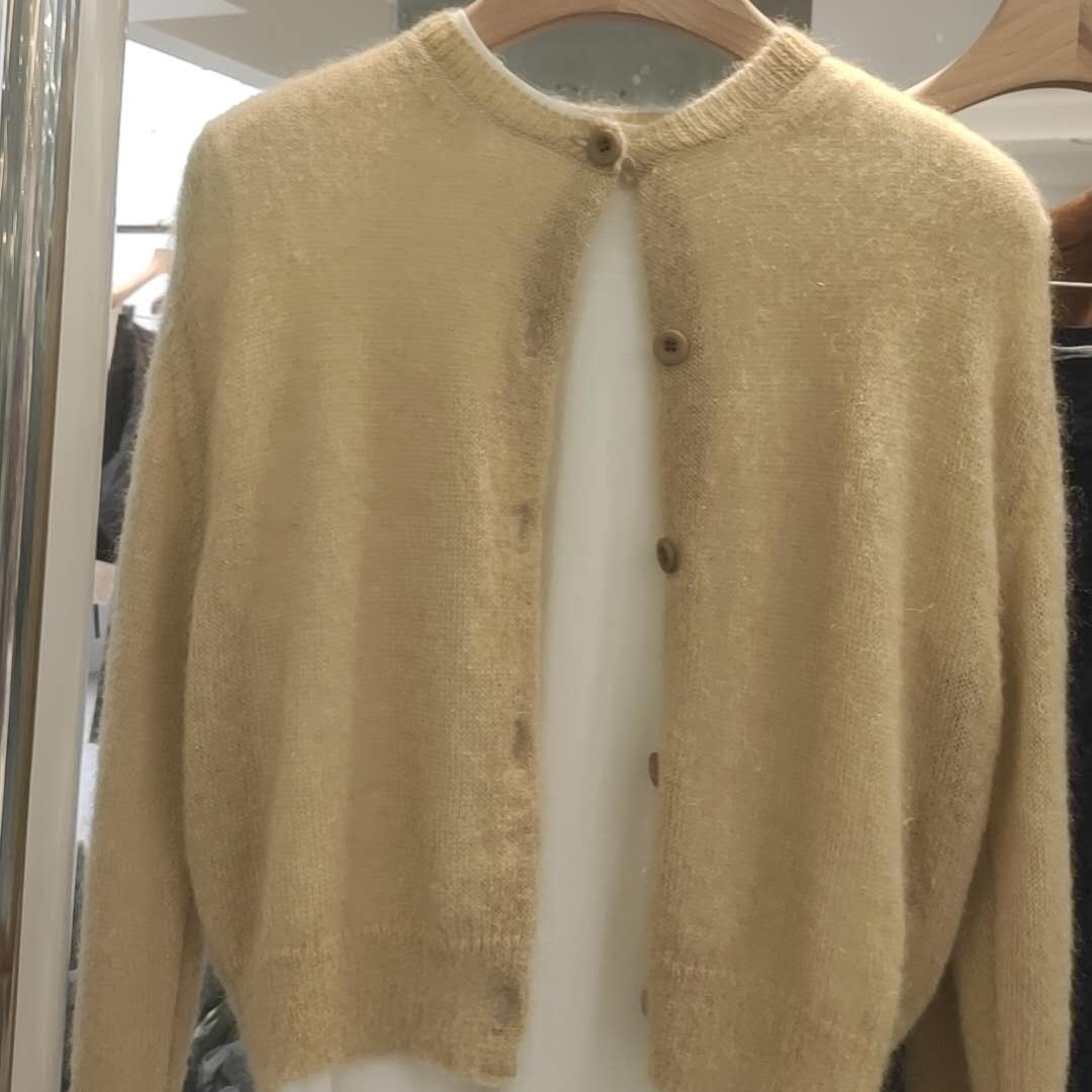 P225 君子协议 NO退NO换 接受再拍 女款黄色长袖毛针织衫