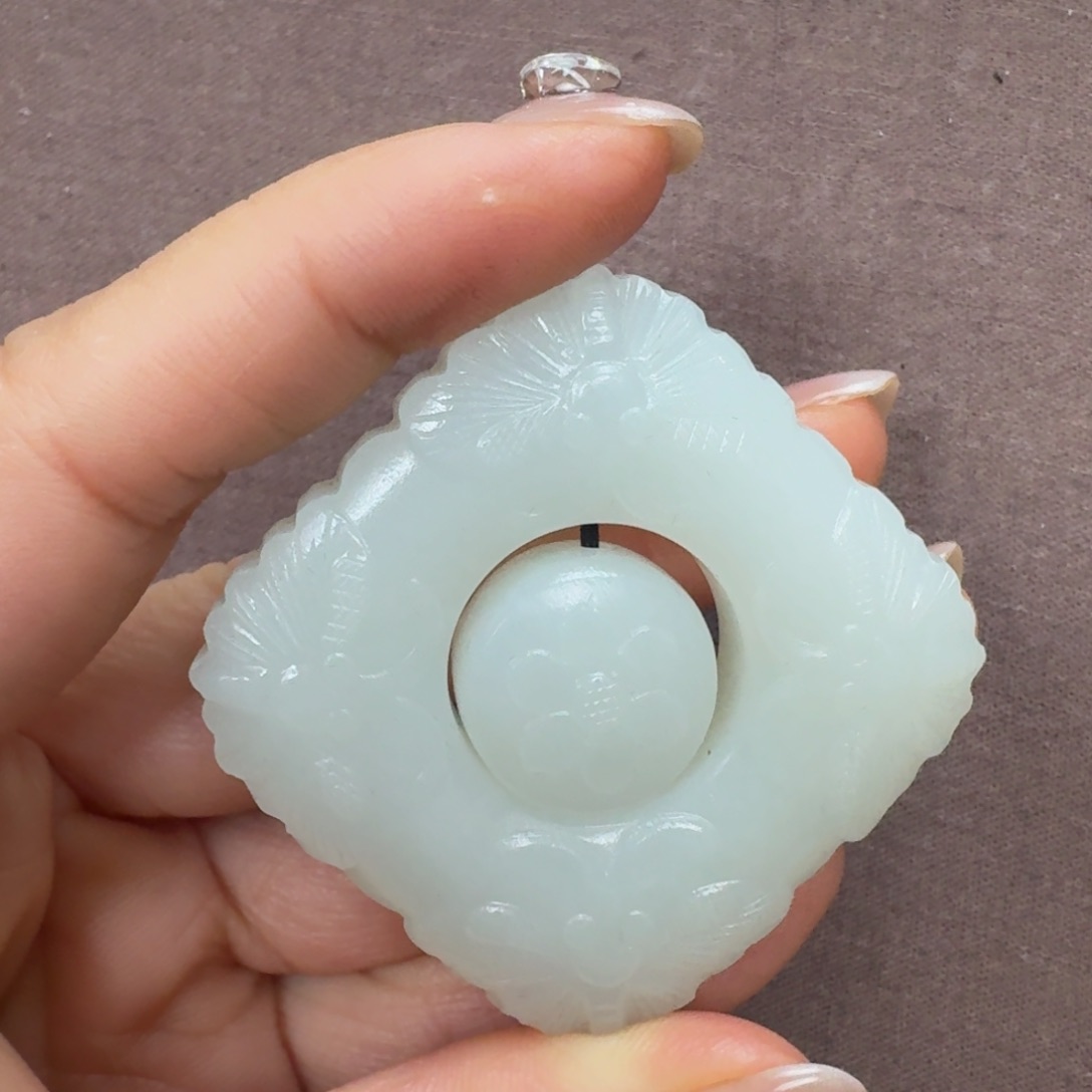 未镶嵌和田玉挂件