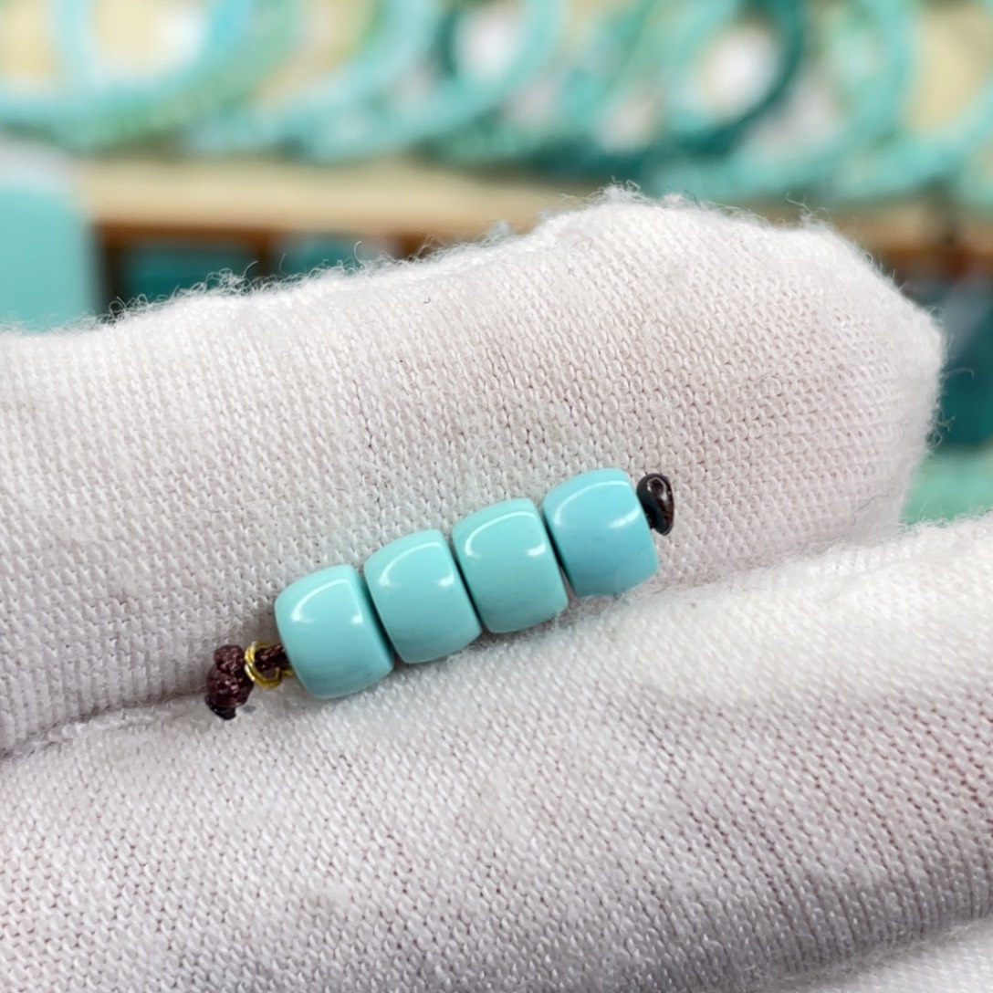 绿松石未镶嵌挂件