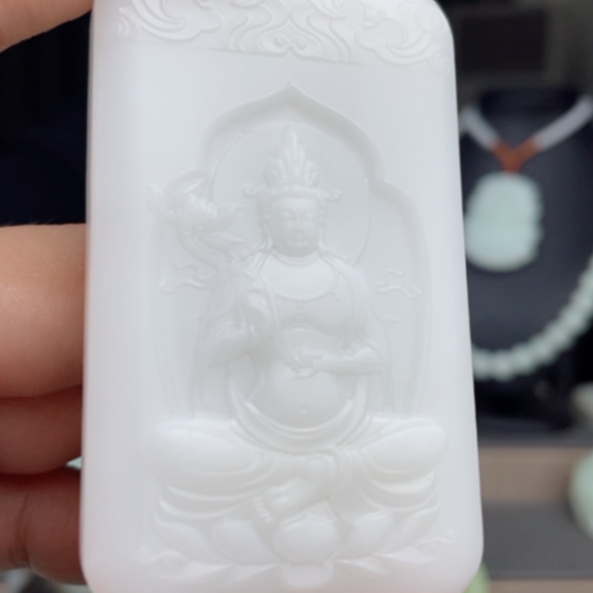 【闪购商品】颈饰未镶嵌和田玉光****）