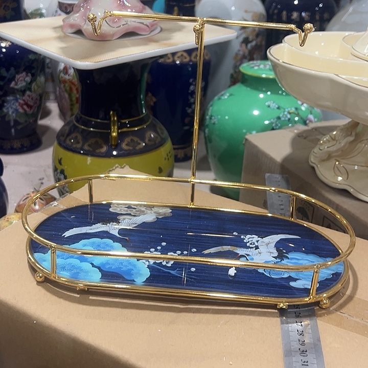 瓷片瑕。。。。。。。。。。。。。。