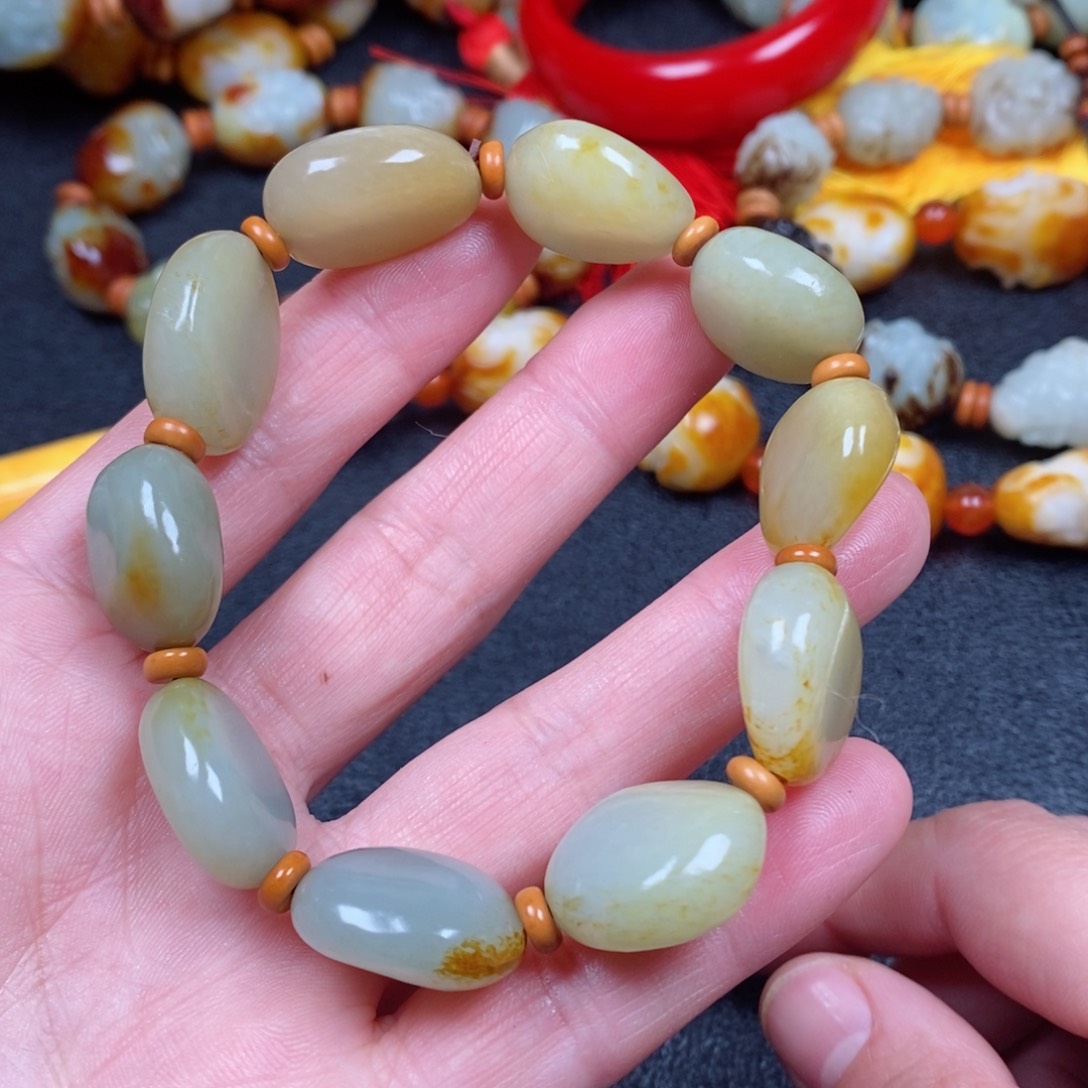 和田玉手链未镶嵌