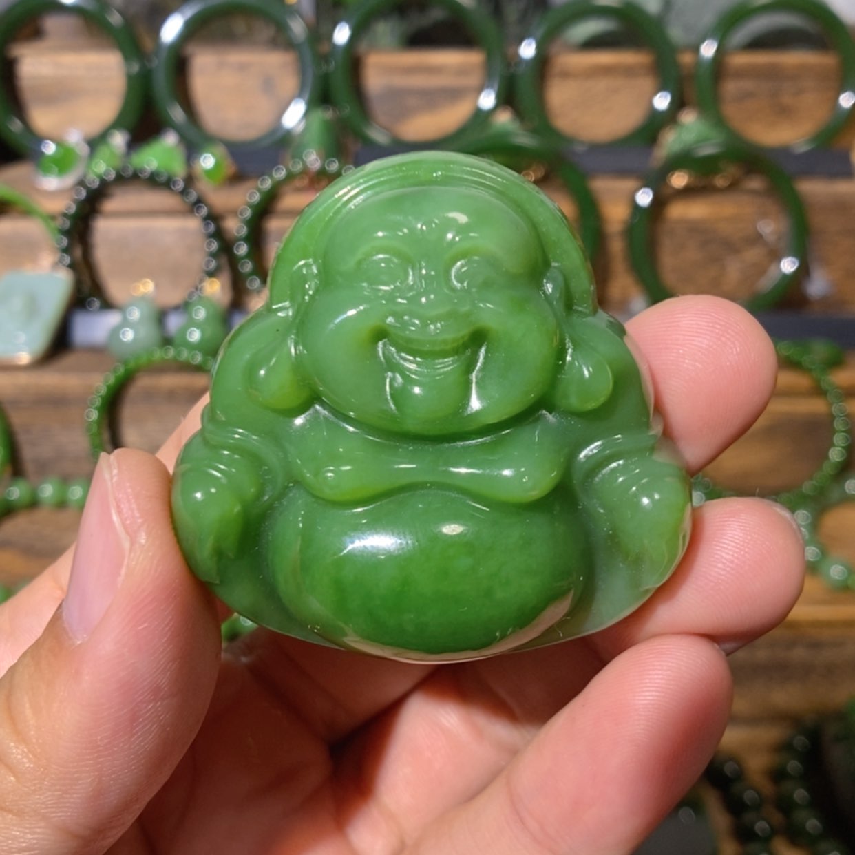 【闪购商品】吊坠(不含链)未镶嵌和田玉俄料阳绿佛公 50/15.8