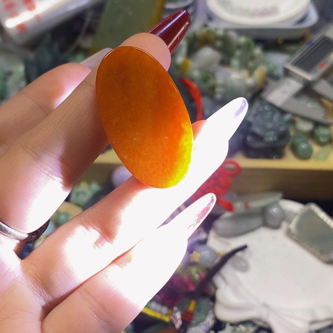 颈饰未镶嵌翡翠天然翡翠