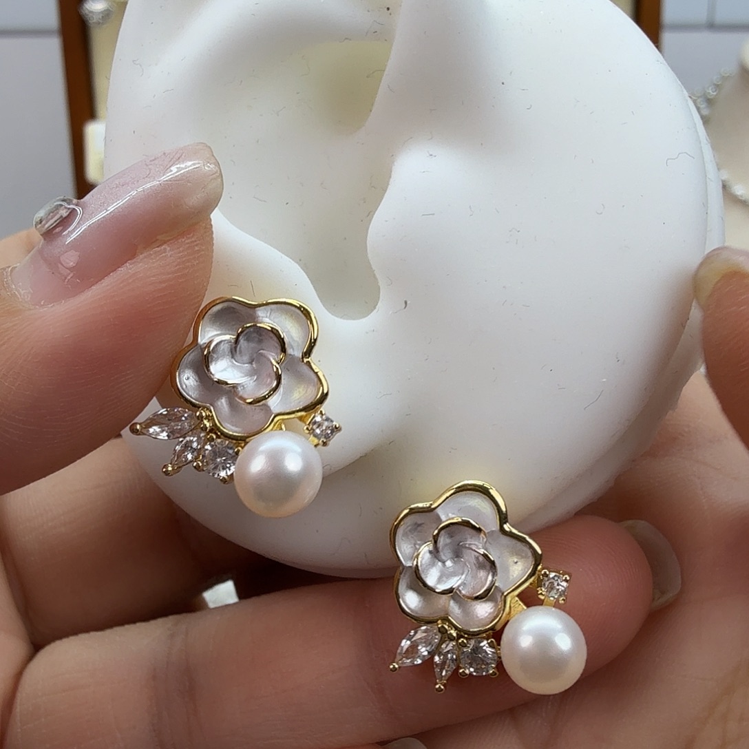 淡水珍珠未镶嵌耳饰