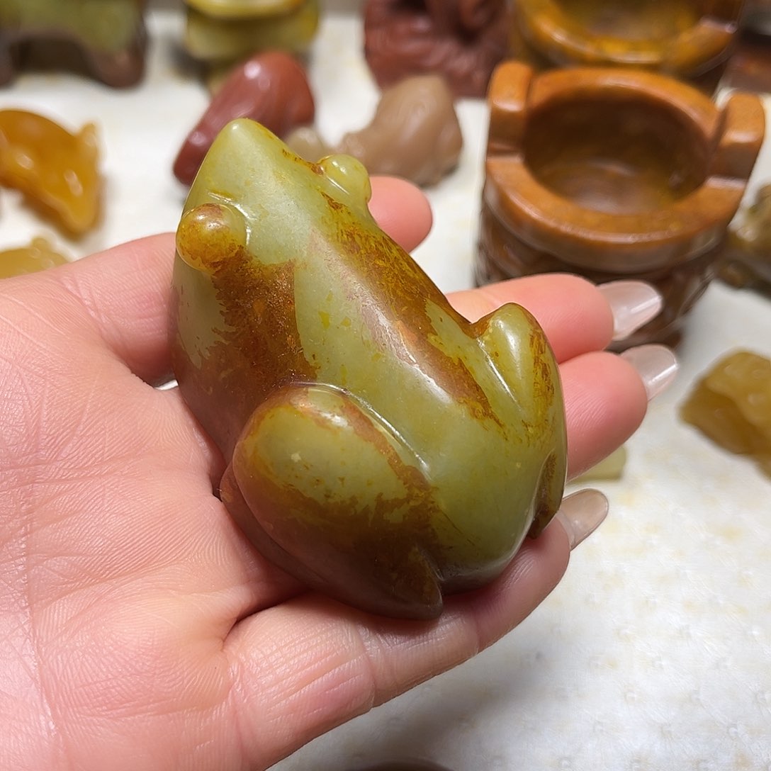 白玉菩提吊坠白玉菩提吊坠 