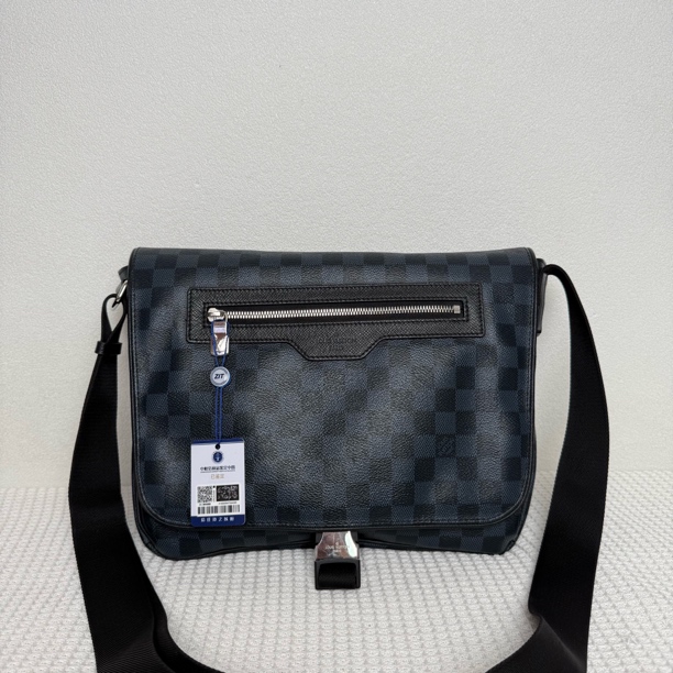 99新 LouisVuitton/路易威登  98新/5874芯片款蓝棋盘格单扣邮差