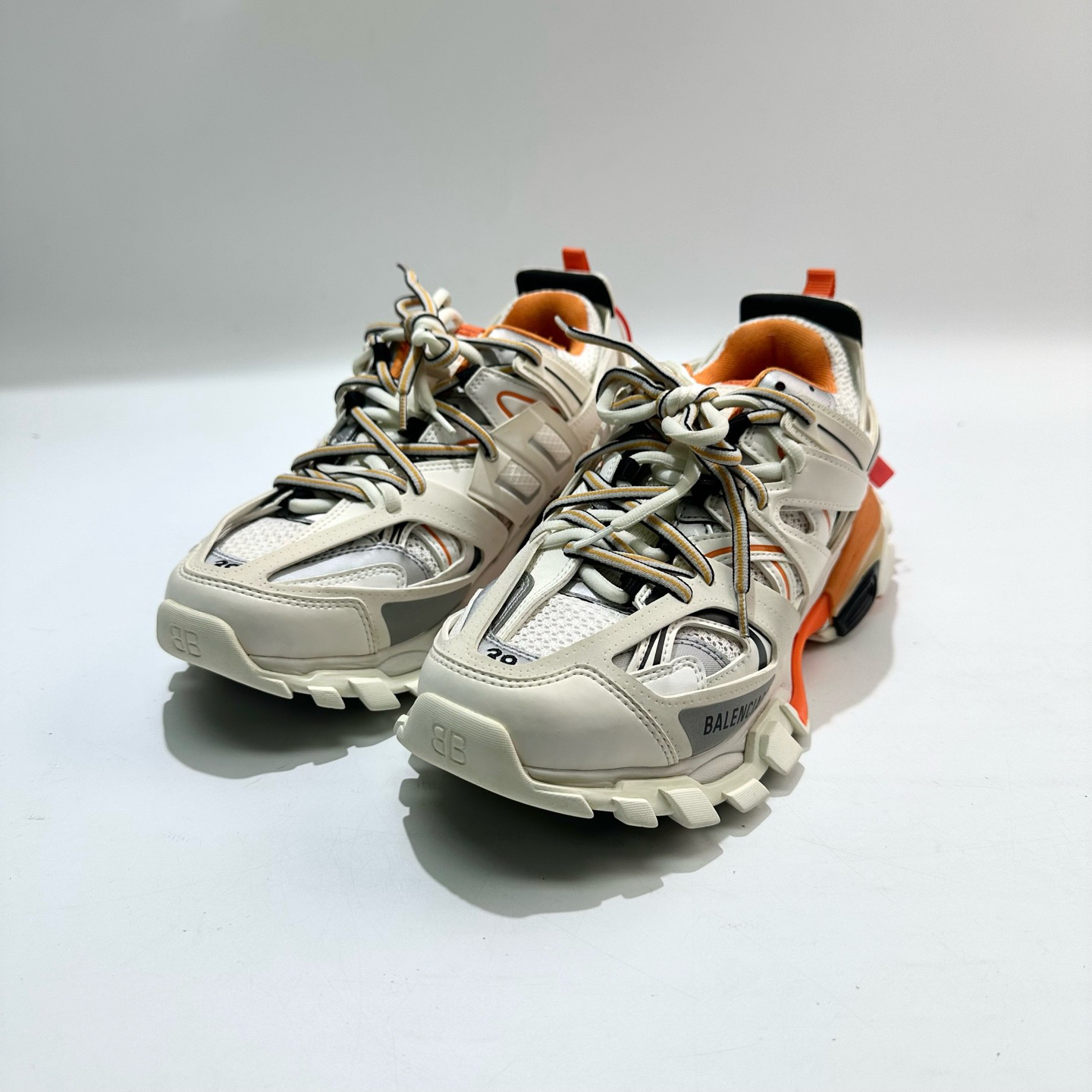 99新 Balenciaga/巴黎世家 39码 白橙Track1.0老爹休闲鞋 SY0696