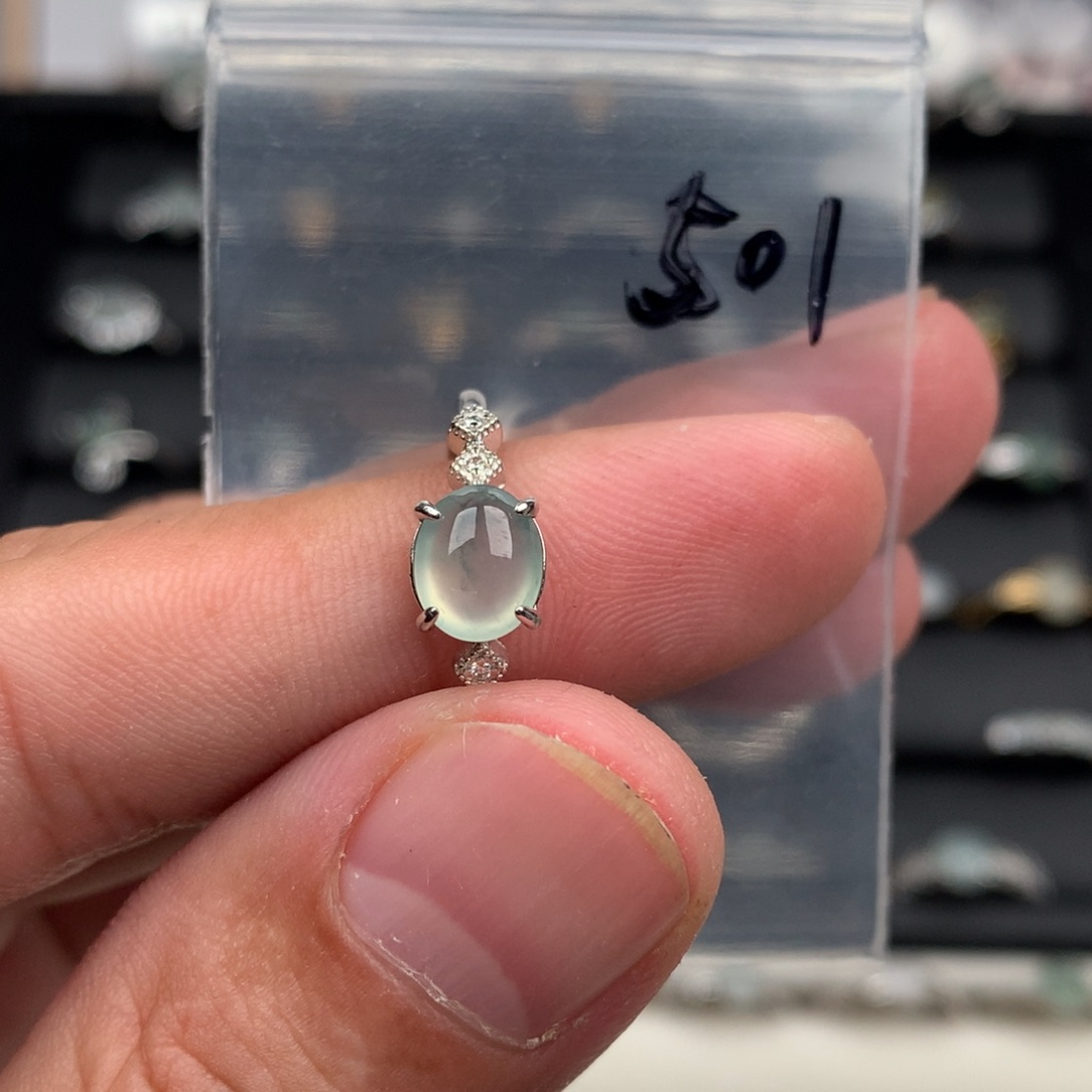 翡翠未镶嵌戒圈501