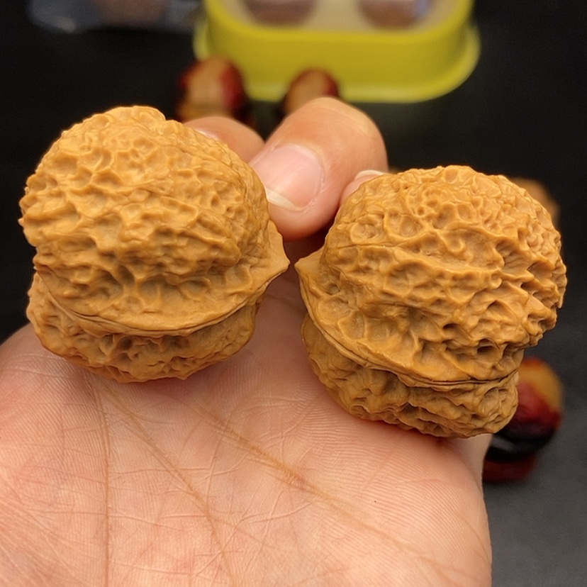 【闪购商品】把件文玩核桃38尺火麒麟金蟾