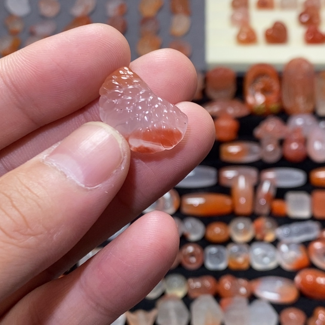 南红玛瑙冰飘未镶嵌橘子瓣1