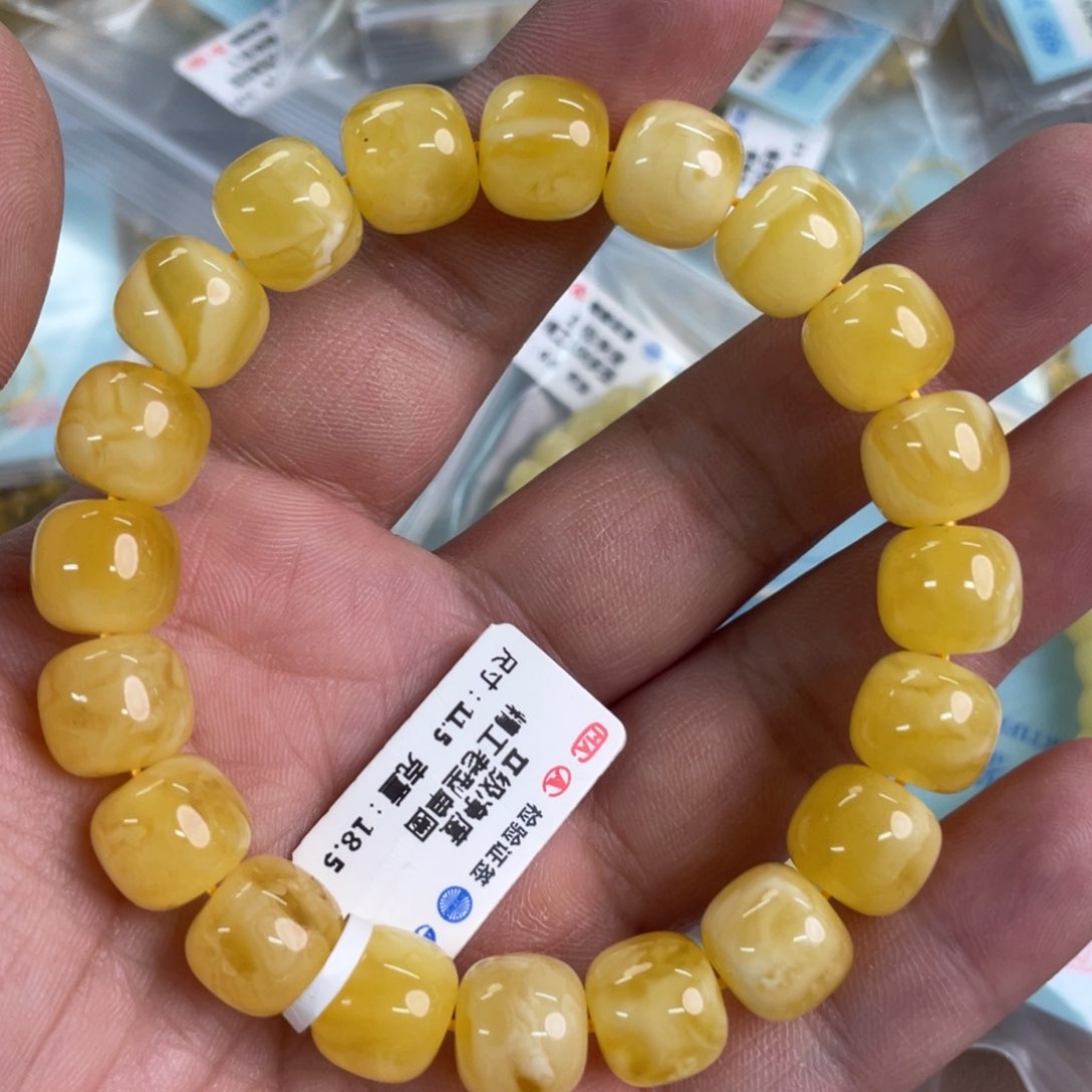 琥珀裸石未镶嵌52100000000