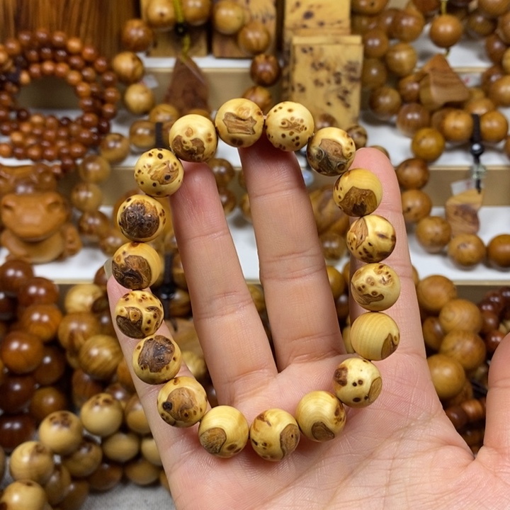 柏木（崖柏）瑕疵1.2云朵瘤疤