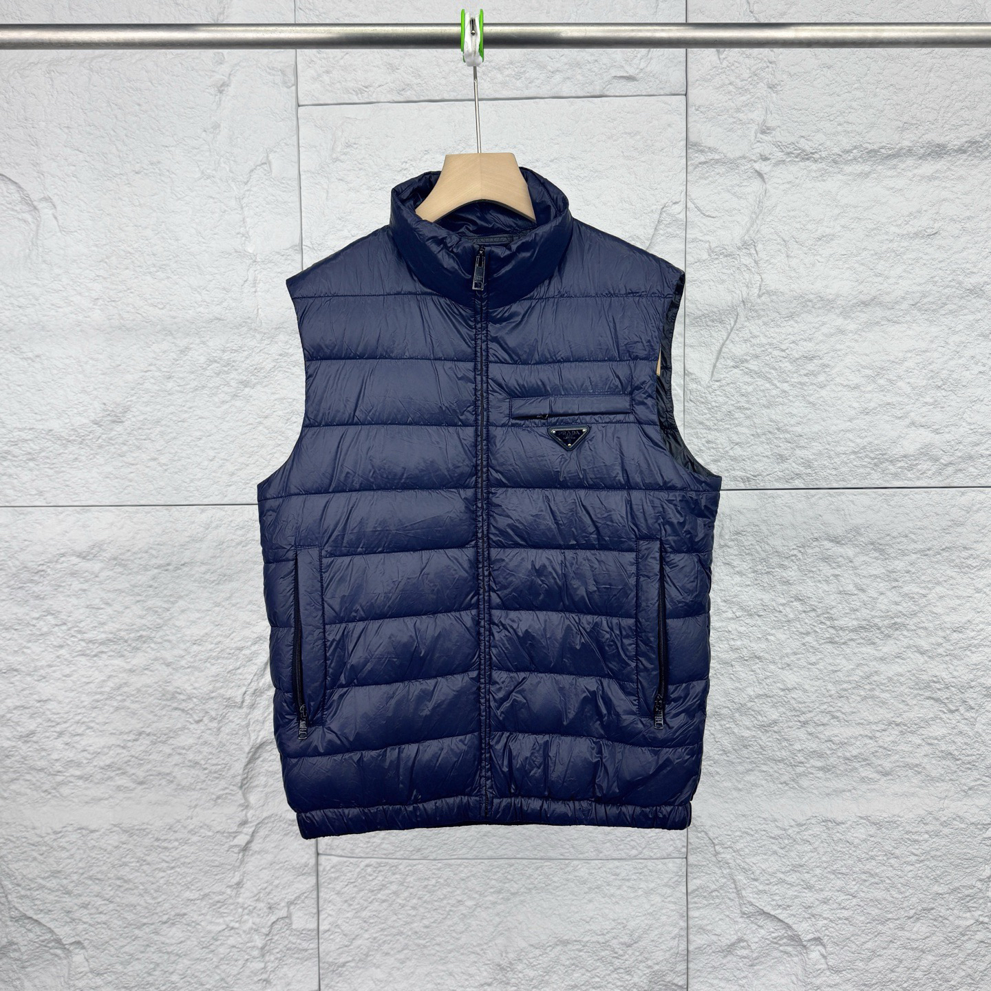 99新 Prada/普拉达 46码/海军蓝无袖徽标马甲/16918034