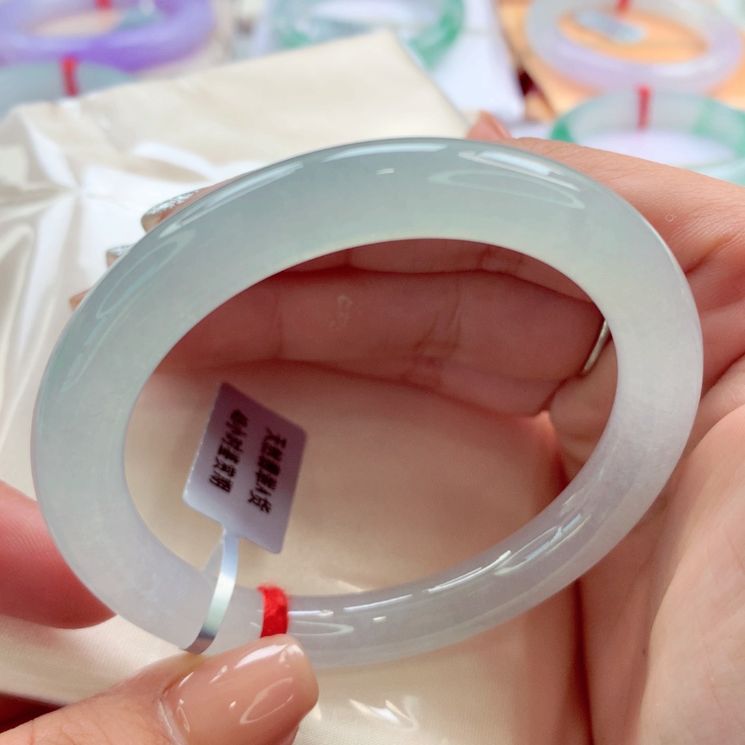 翡翠手镯（圆镯）未镶嵌师妹