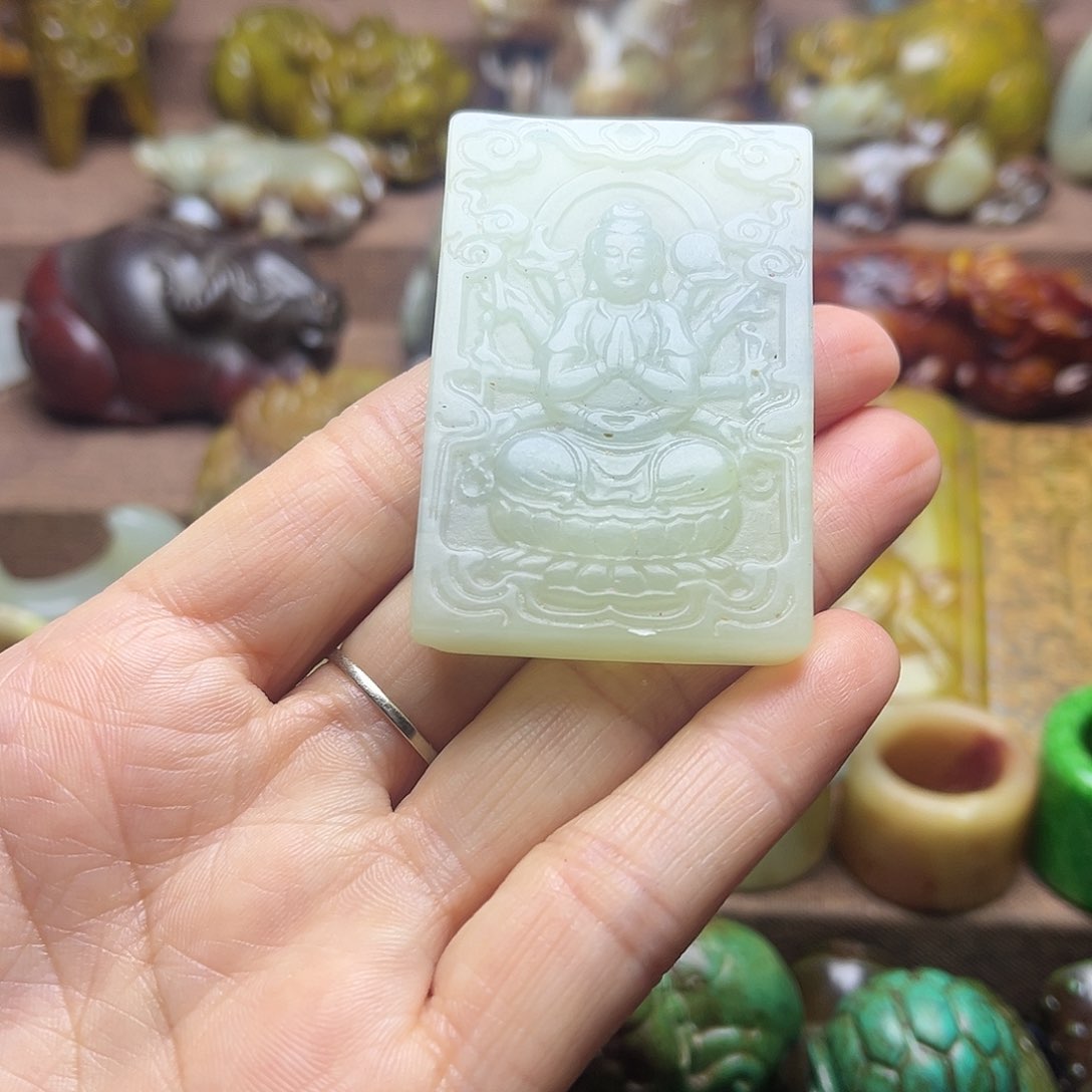 白玉菩提吊坠145。。