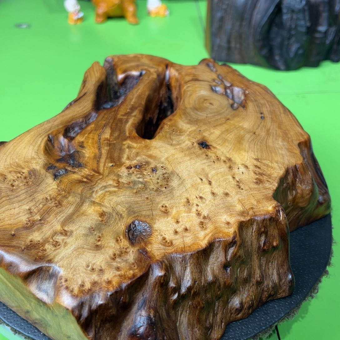 满***）大果紫檀（缅甸花梨）