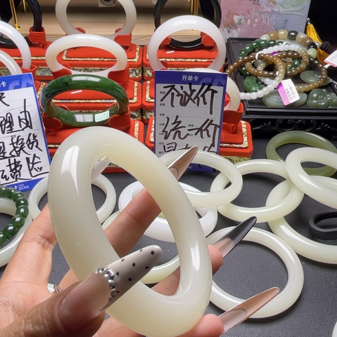 白****59圈口大胖圆暖白色