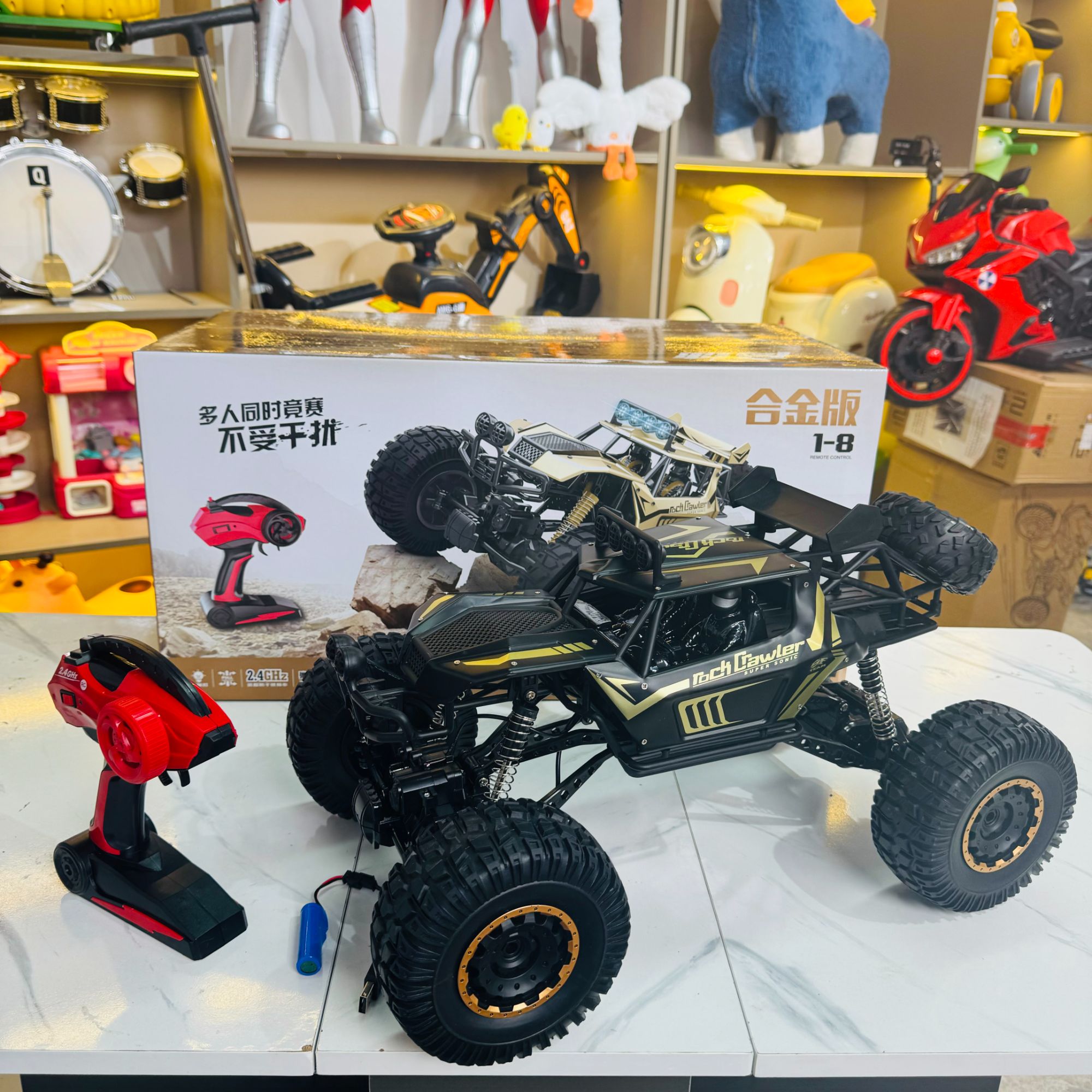 遥控越野车玩具攀爬车遥控越野车攀爬车玩具男孩遥控车4轮