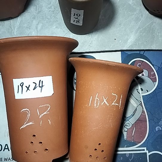 紫砂红泥兰花盆两个