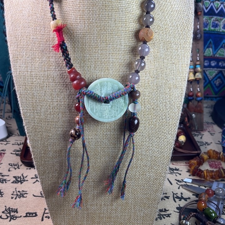 玛瑙/玉髓未镶嵌颈饰