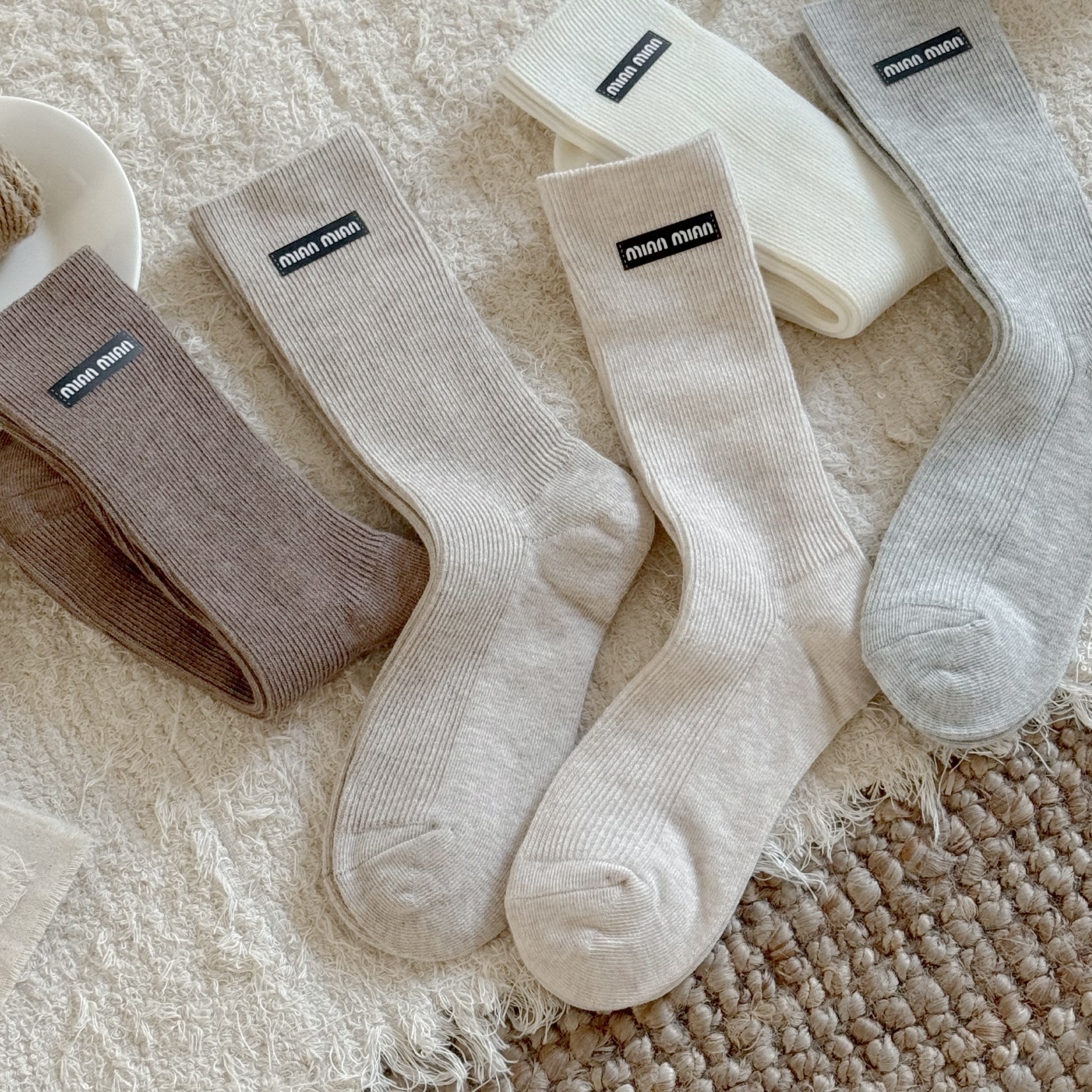 M7003袜子女配勃肯鞋长袜ins潮美中筒袜女白色堆堆袜