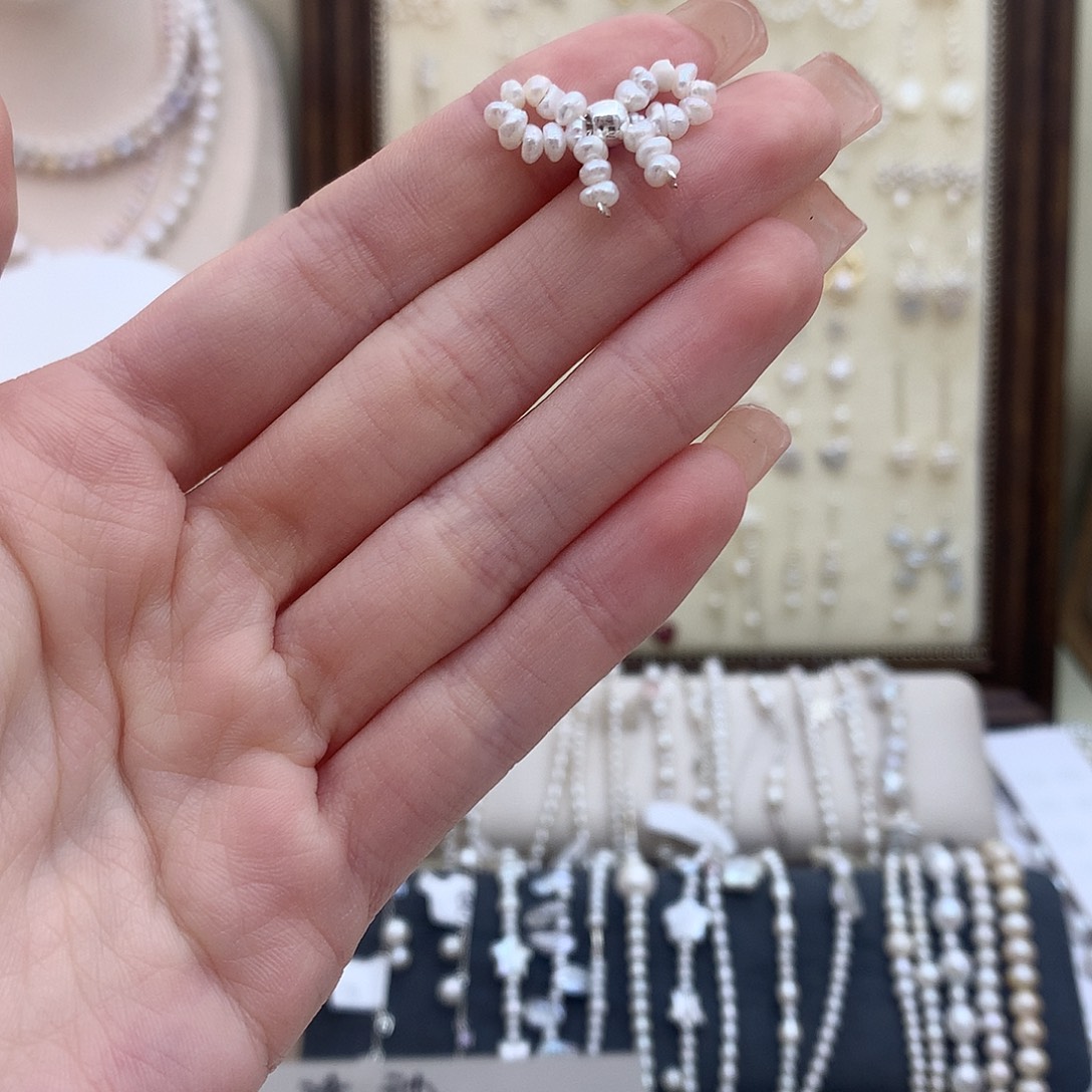 未镶嵌耳饰淡水珍珠