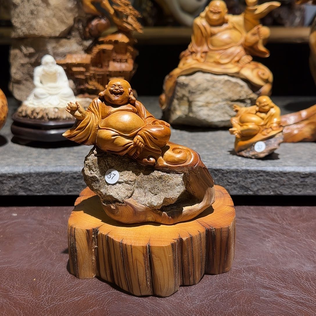 快***淼柏木（崖柏）太行集团董事