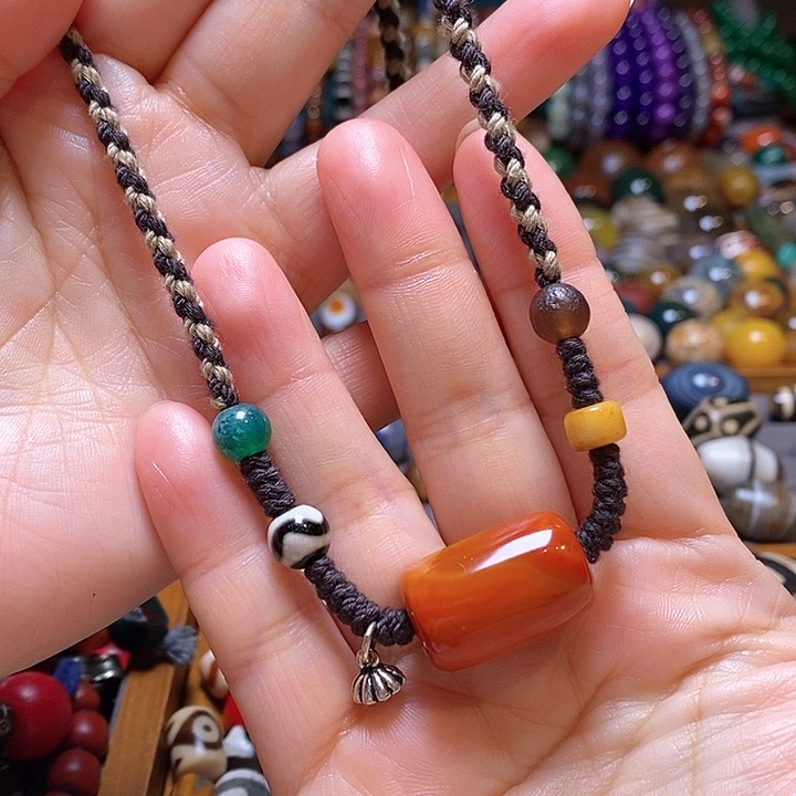 玛瑙/玉髓颈饰未镶嵌