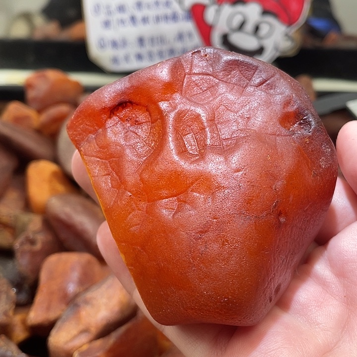 裸石琥珀未镶嵌不***否