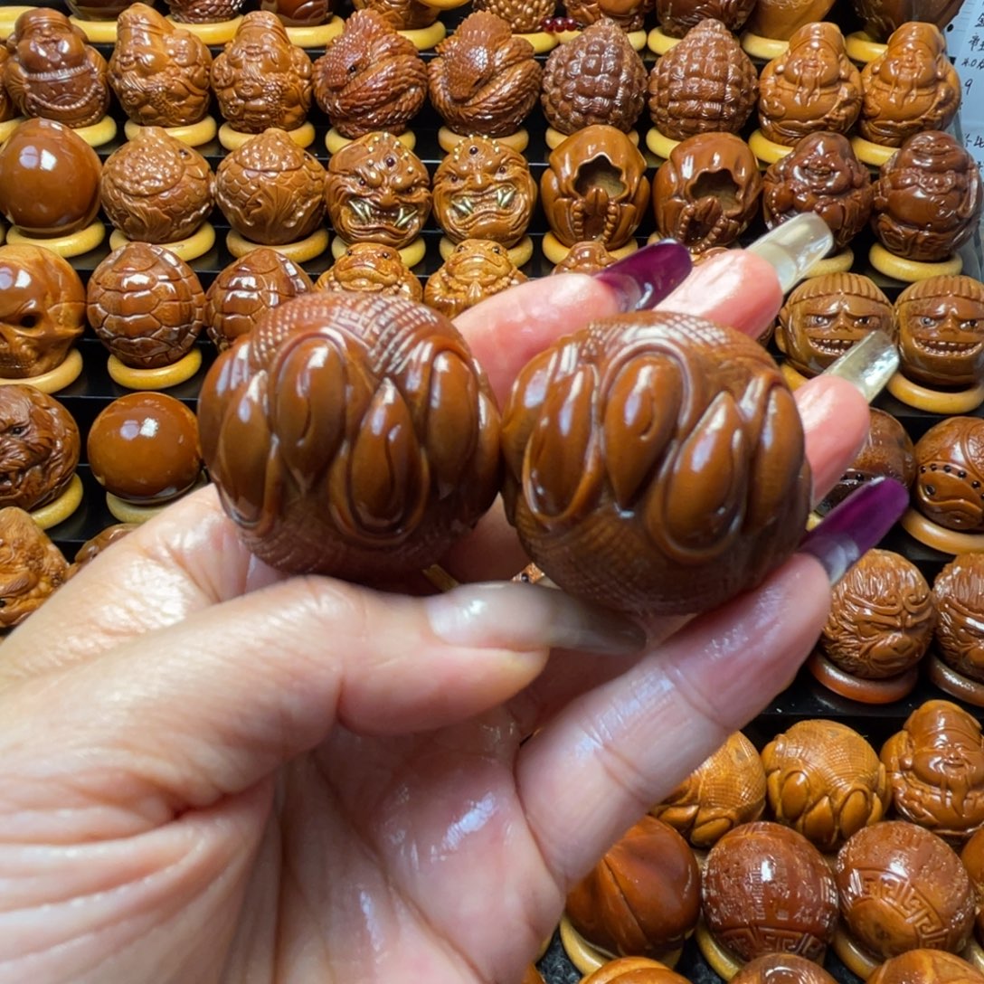 把件橄榄核橄榄球