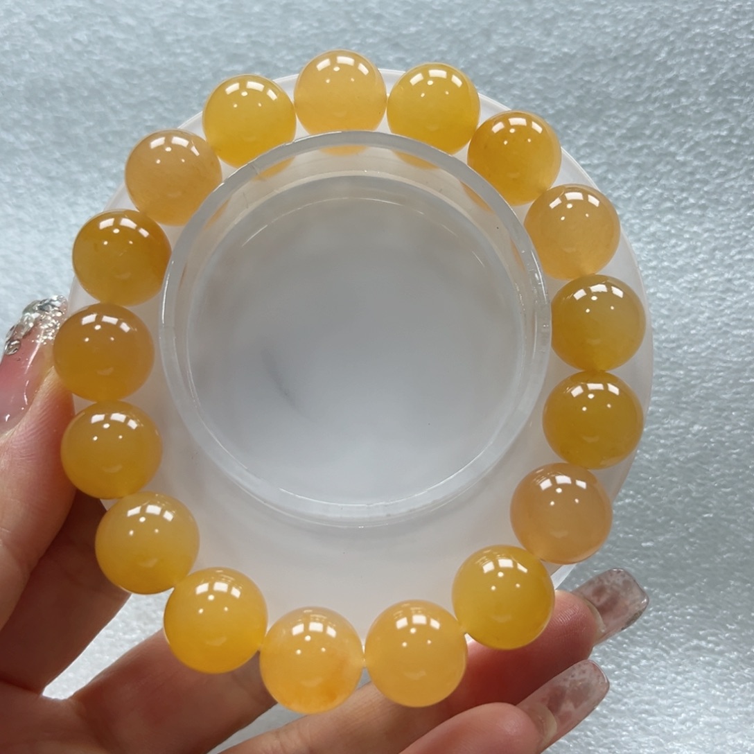 石英质玉手链未镶嵌在**方+昕昕12.5