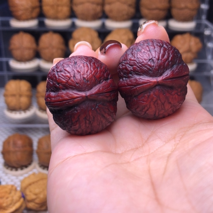 文玩核桃把件10号七彩龙珠32尺