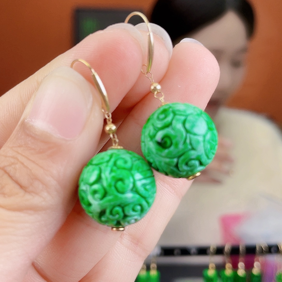 翡翠18K金镶嵌耳饰