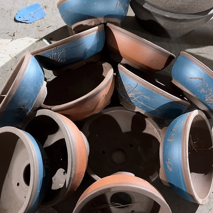 紫砂花盆   100-12。  15-6。