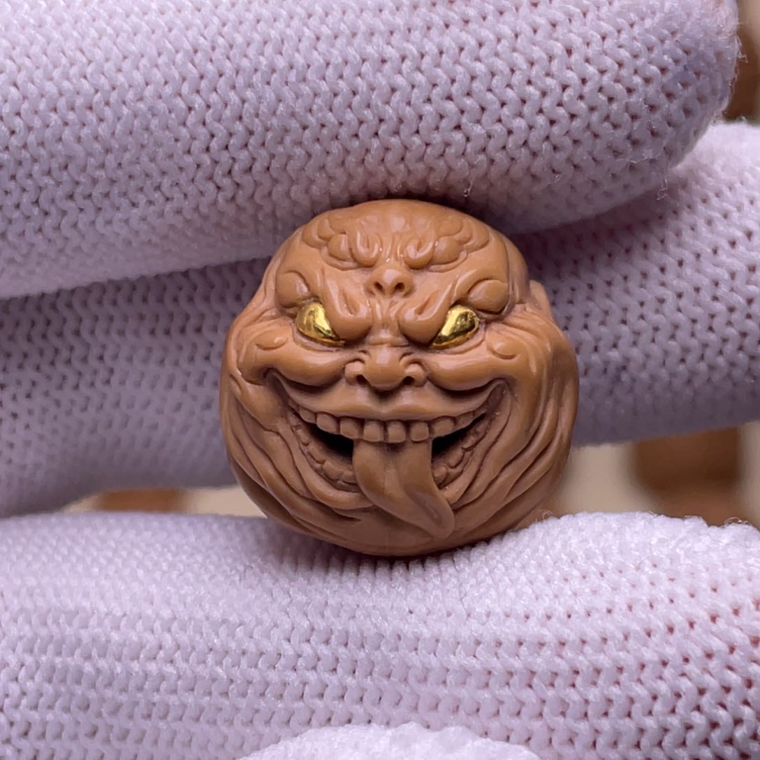 猴头核桃吊坠舔僧镶嵌18+