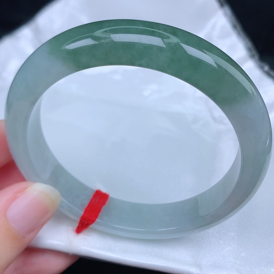 未镶嵌手镯翡翠天然