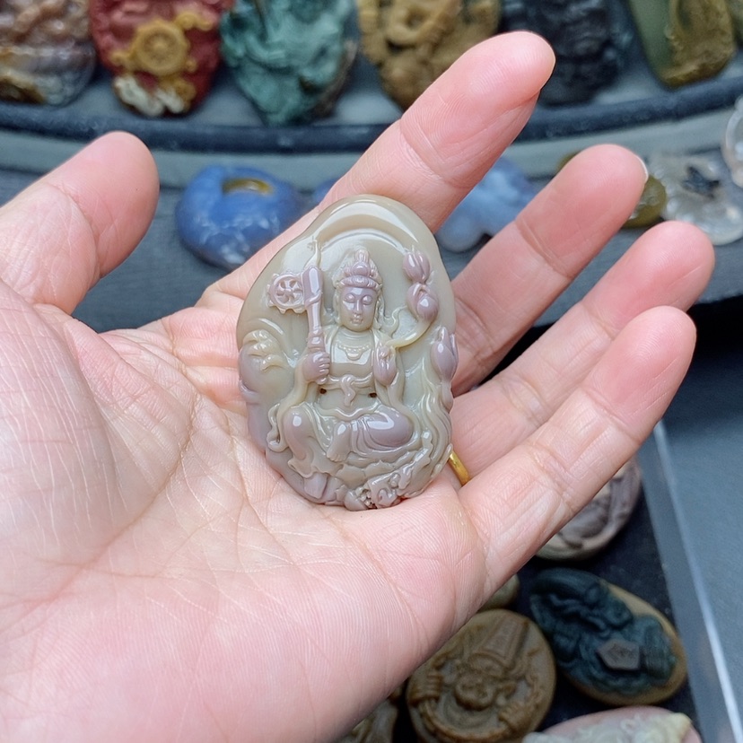 【闪购商品】定制石英质玉吊坠未镶嵌