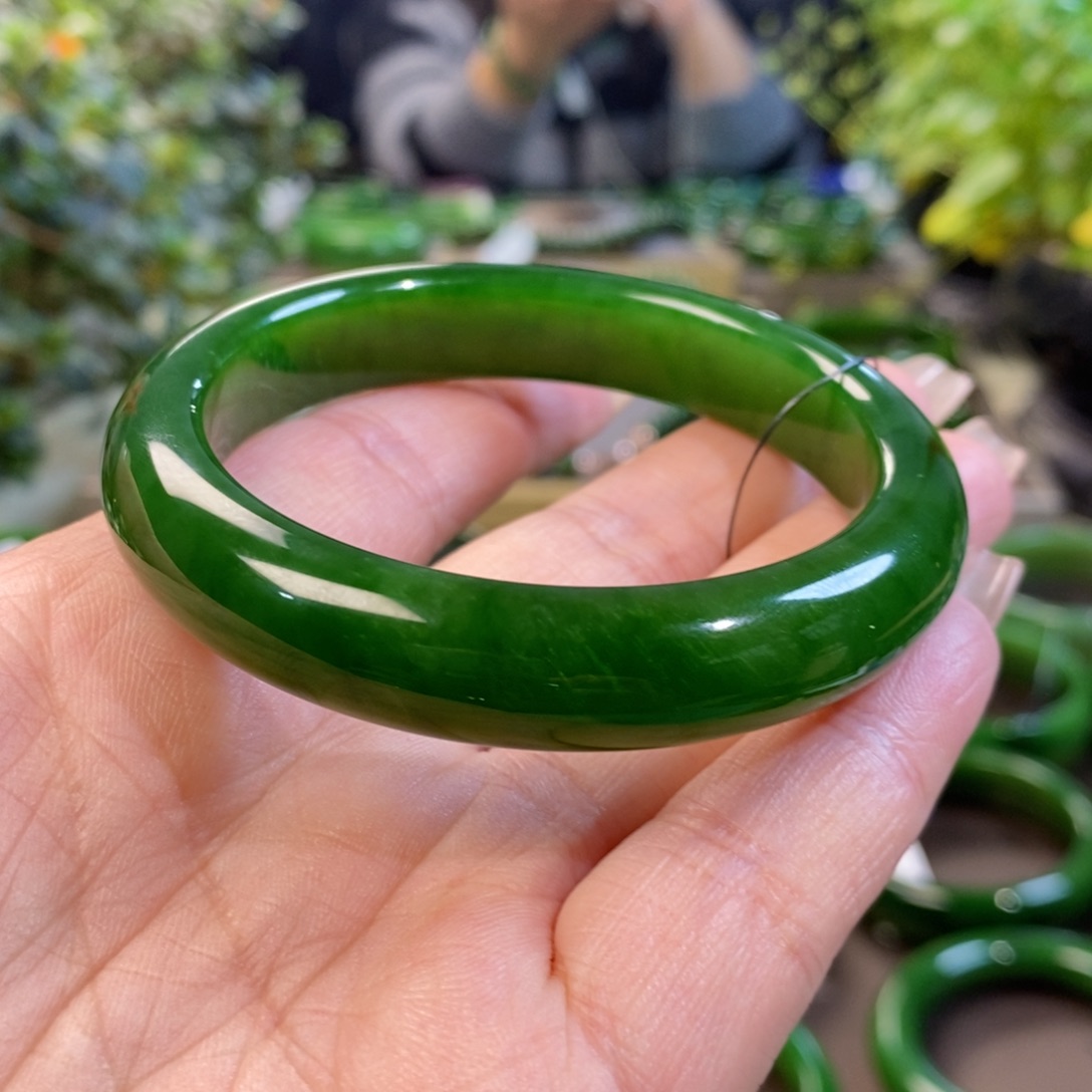 和田玉（碧玉）手镯未镶嵌