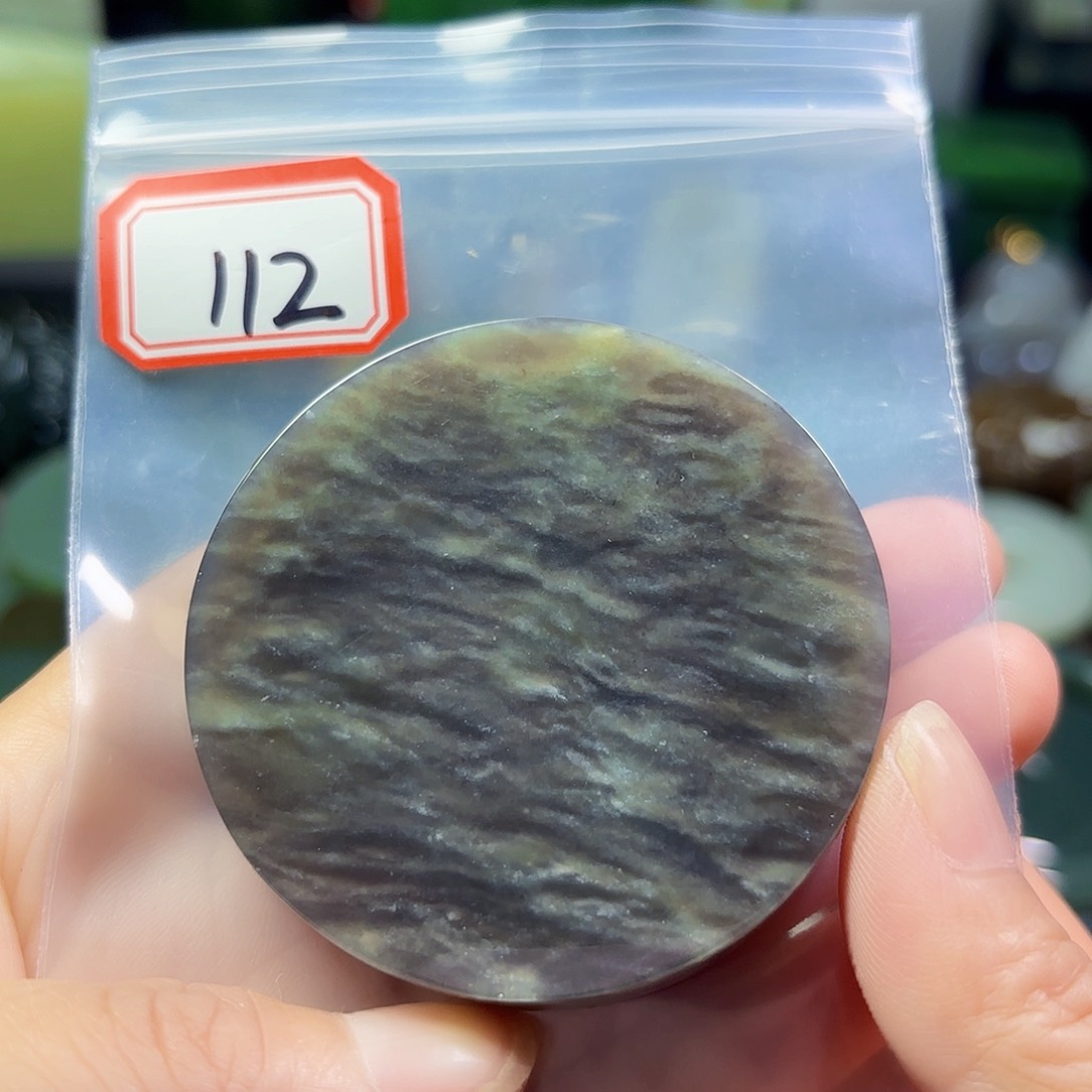 和田玉未镶嵌珠宝半成品