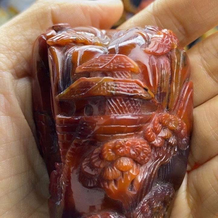 义***顺玛瑙/玉髓未镶嵌颈饰