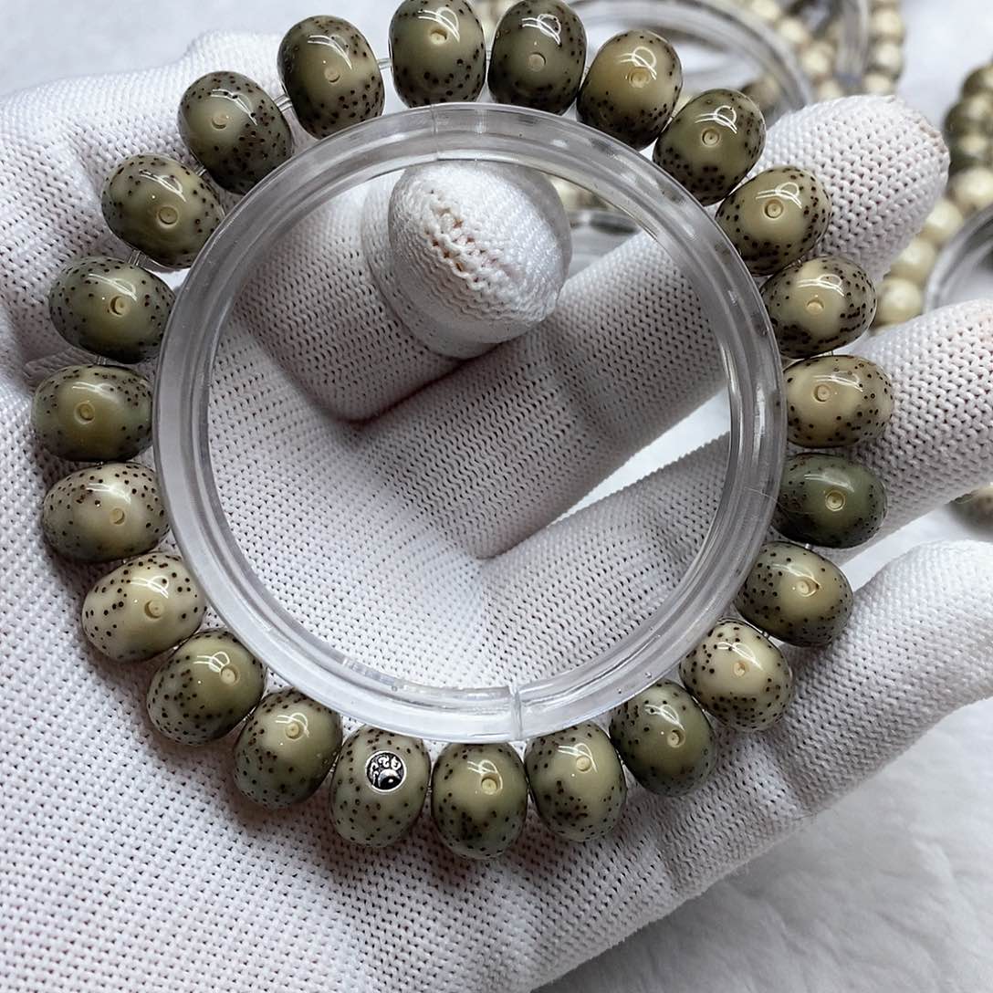 星月菩提手串12/9大眼睛