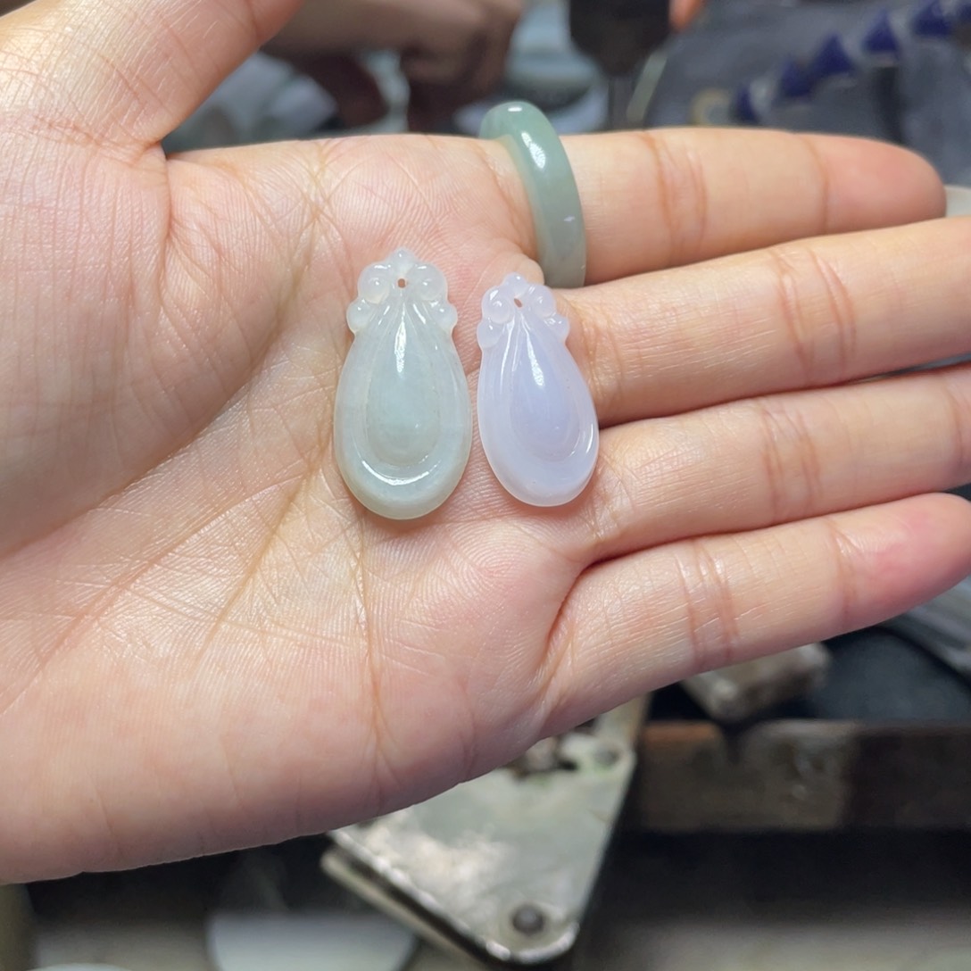 颈饰未镶嵌翡翠多样性