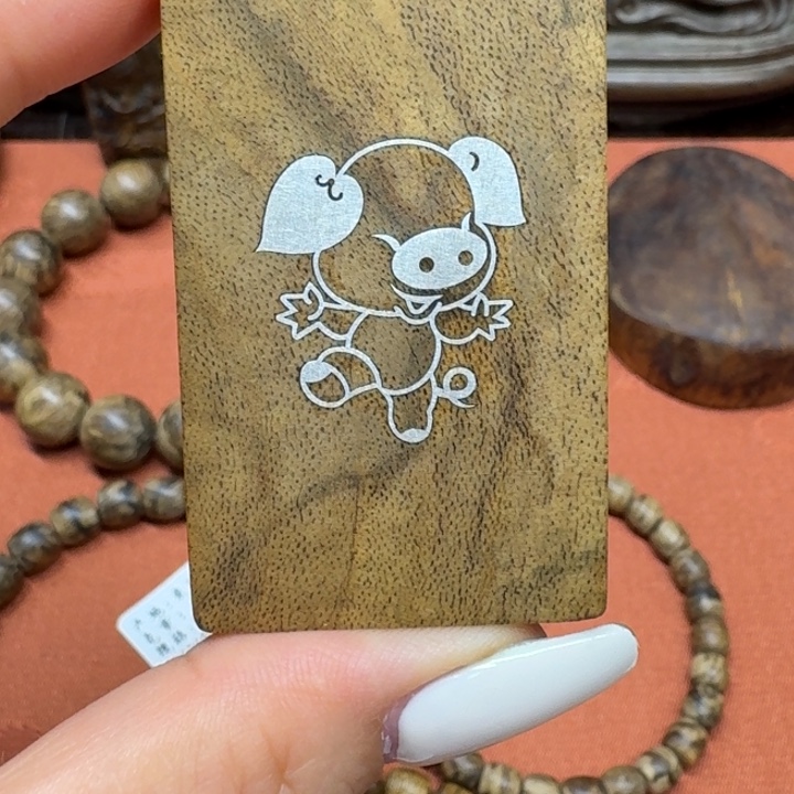 大叶紫檀（黑酸枝木类）